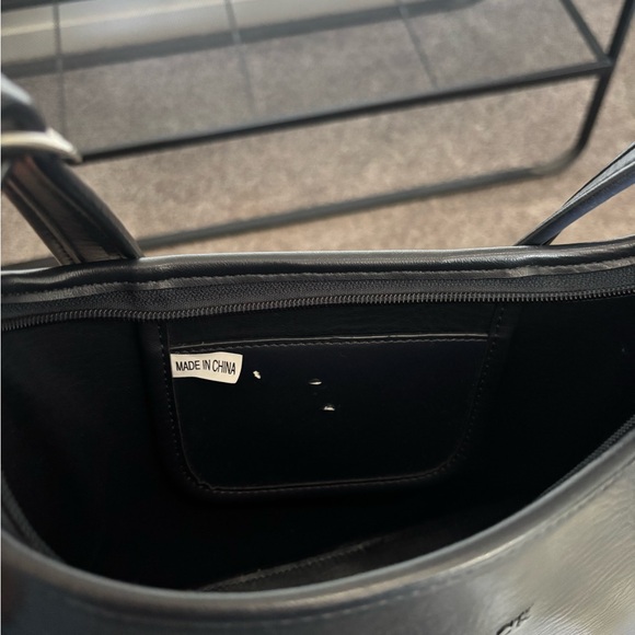 Coach Dark Blue Leather Bag - Picture 5 of 9